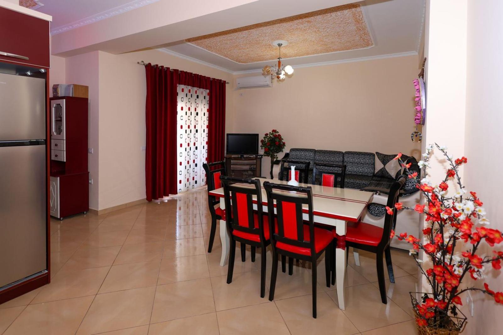 Rio'S Apartment Berat Bagian luar foto